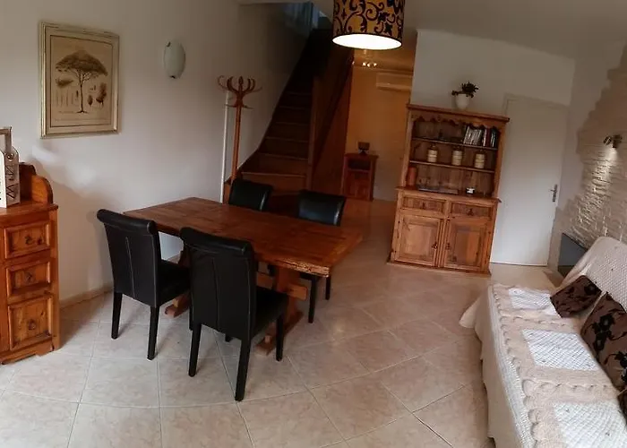 Apartment La Potiniere Saint-Raphaël